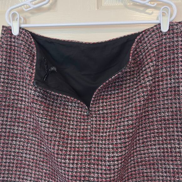 WHBM Mid Century Tweed Boot Skirt Size 16 Roman Red Black Academia Plaid Preppy - Picture 3 of 7